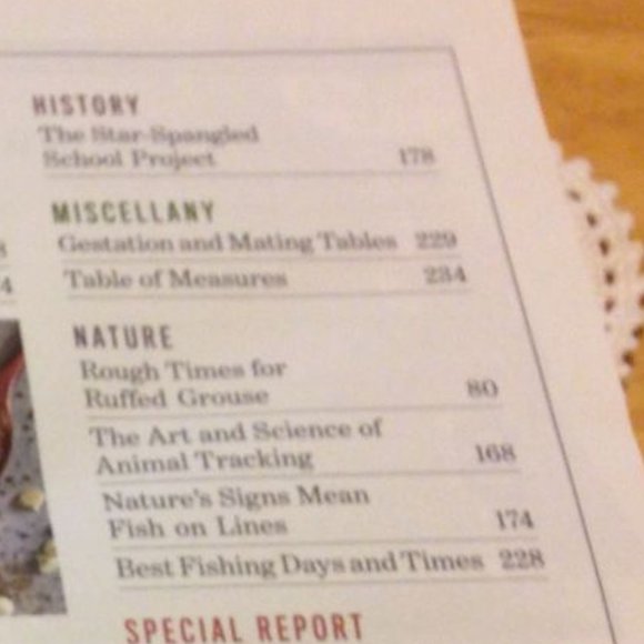 3 For $10 Book Sale! 2022 Farmer's Almanac - Picture 6 of 8